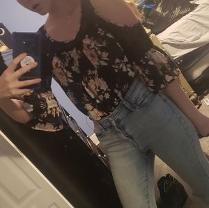 Beautiful shirt got a lot of compliments 💕